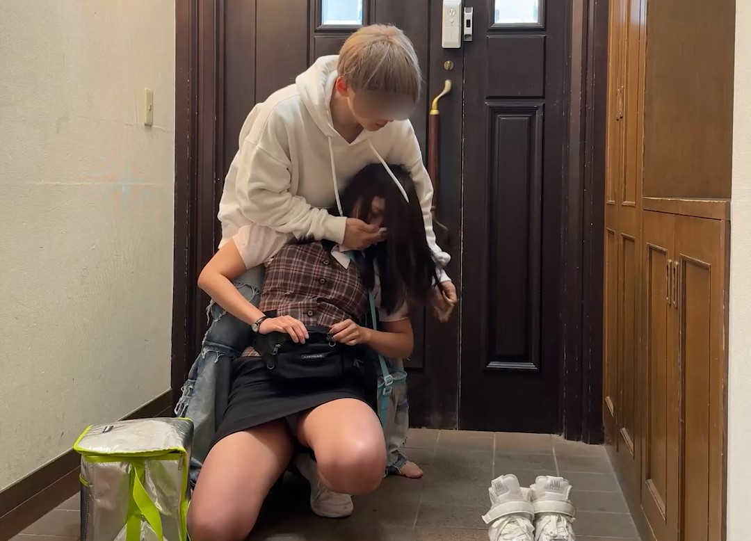 豊●区エリアのヤ●ルトレディ 藤森さん（仮名）連日パンティ隠し撮り 大量中出し種付けセックス 最後顔射でマーキング完了 ジョブ感　ヤクルトレディ　営業パンチラ　セールスレディパンチラ　生足パンチラ