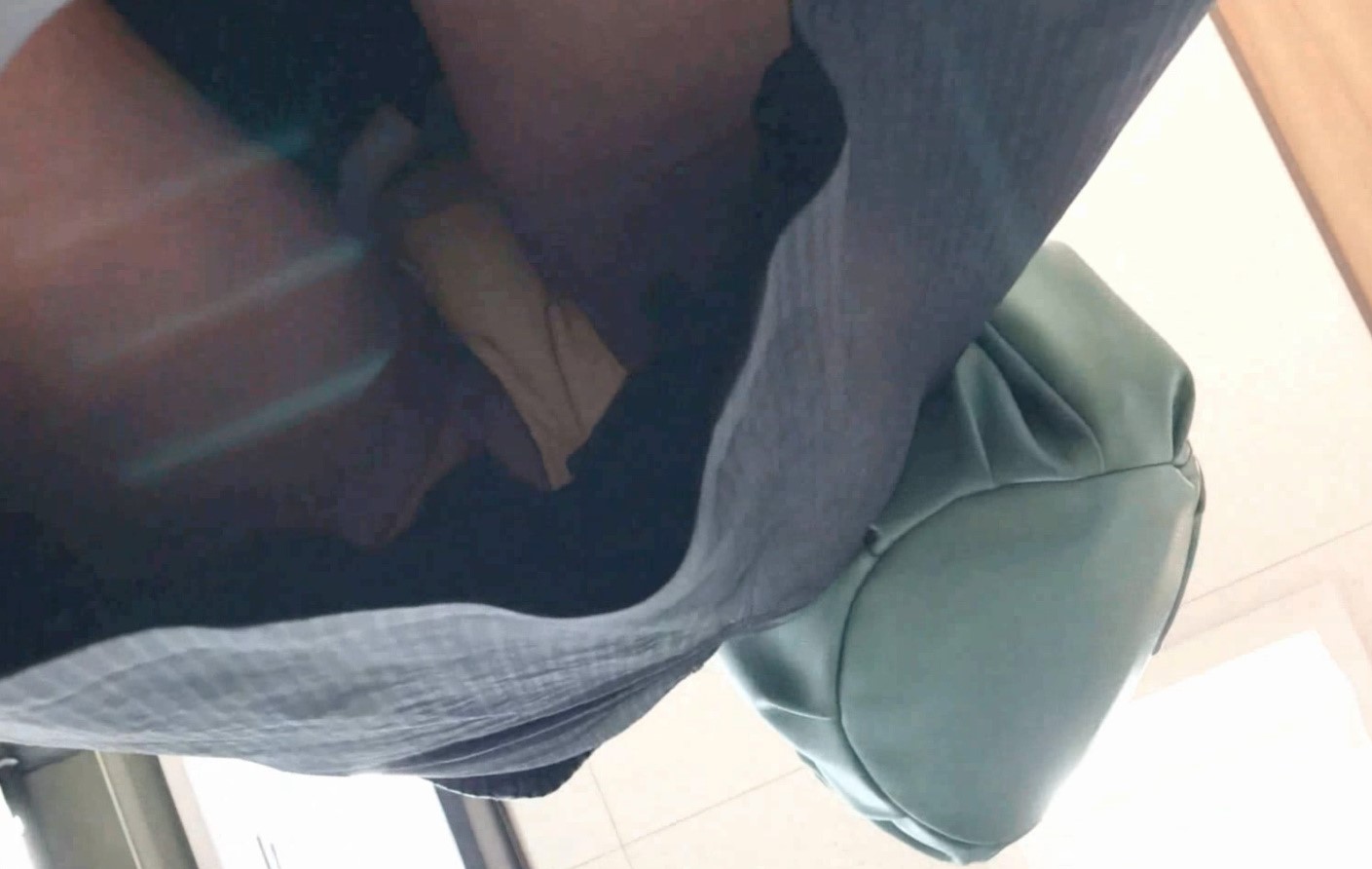 【GWお得用】綺麗な制服OLのスカートの中の秘密SUPER BESTvo2 マダムマニア　真面目パンチラ　清楚パンチラ　パンスト越しパンチラ　スーパー盗撮