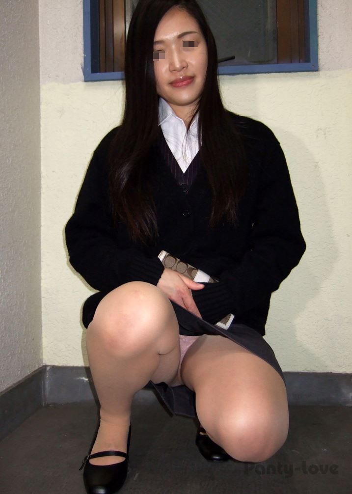 【再販】街角OL　こゆき　【画像129枚】 PANTY-LOVE公式 制服OLパンチラ　スト越しパンチラ　セクハラ会社　ナチュラルパンスト　座りパンチラ　染み付きパンティ