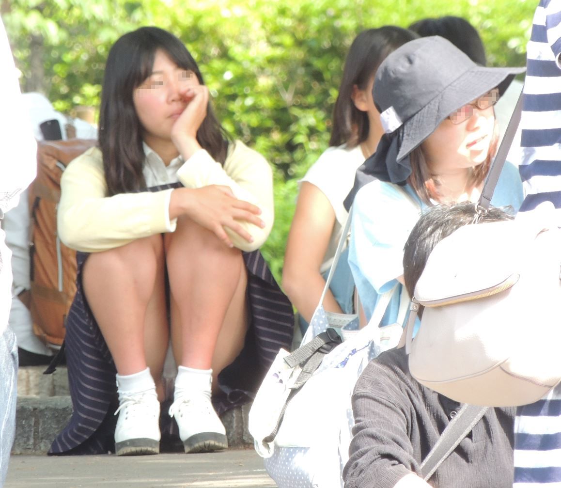 【再販】お座りお姉さん発見！！（ＦＨＤ）大変です！！パンツが見えてますよ６１ ＹＵＫＩ 真面目パンチラ　清楚パンチラ　ナチュラルパンスト越しパンチラ