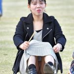 ノーパン花見パンチラ女性出現！春欄マン　ヤスジ♪　